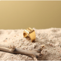 अंगूठियां और कड़ा